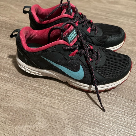 Nike Trailblazer Running Shoes - Picture 5 of 6